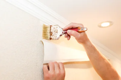Pose de papier peint à Barnas — revêtements muraux et toiles de verre